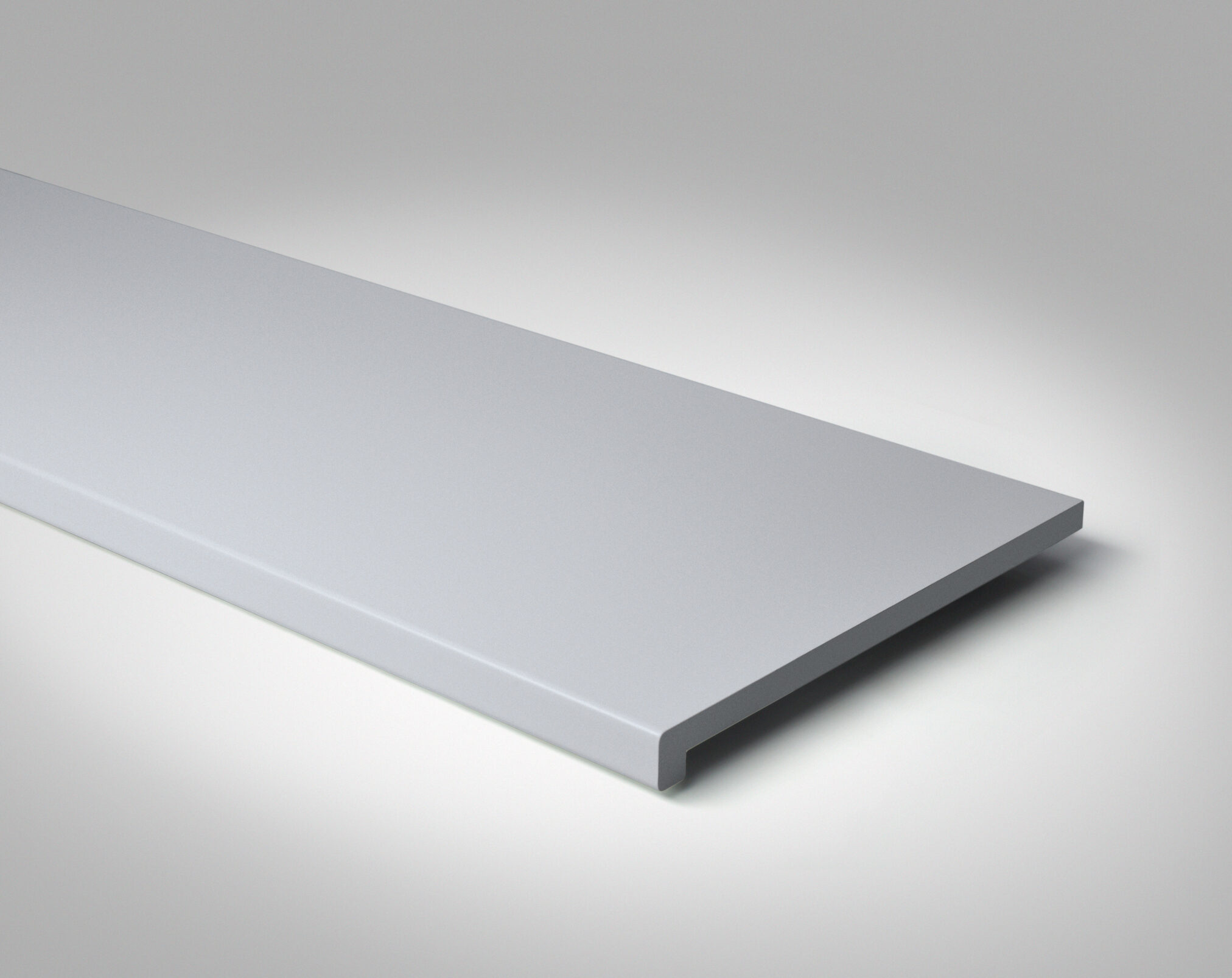 Fensterbank schräg freigestellt