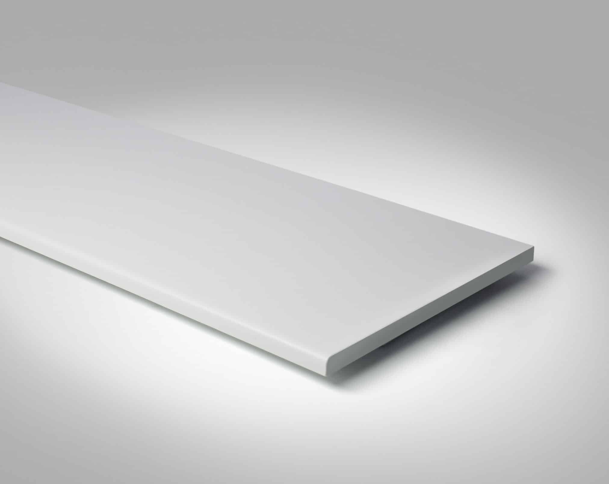 Fensterbank schräg freigestellt